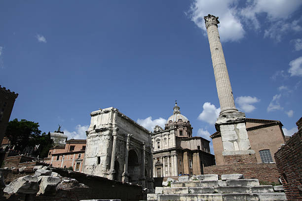 forum - caesar emperor rome stone - fotografias e filmes do acervo