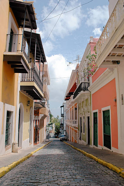 istock Old San Juan Street 91689256
