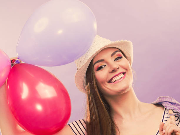 istock Young girl preparing for party. 916901142