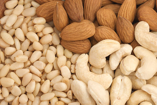 istock Three kins of nuts close-up 91691318