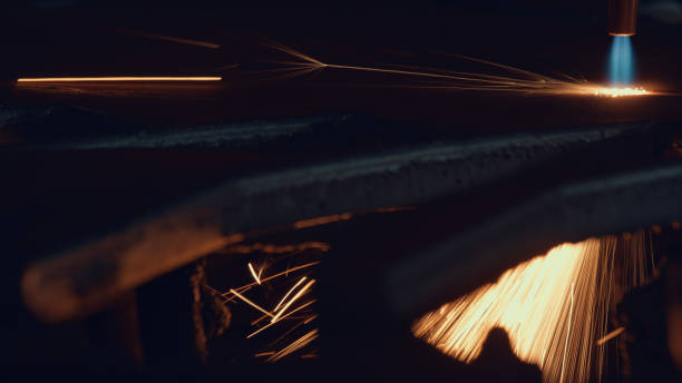 istock Oxygen cutting of metal sheet 916917266