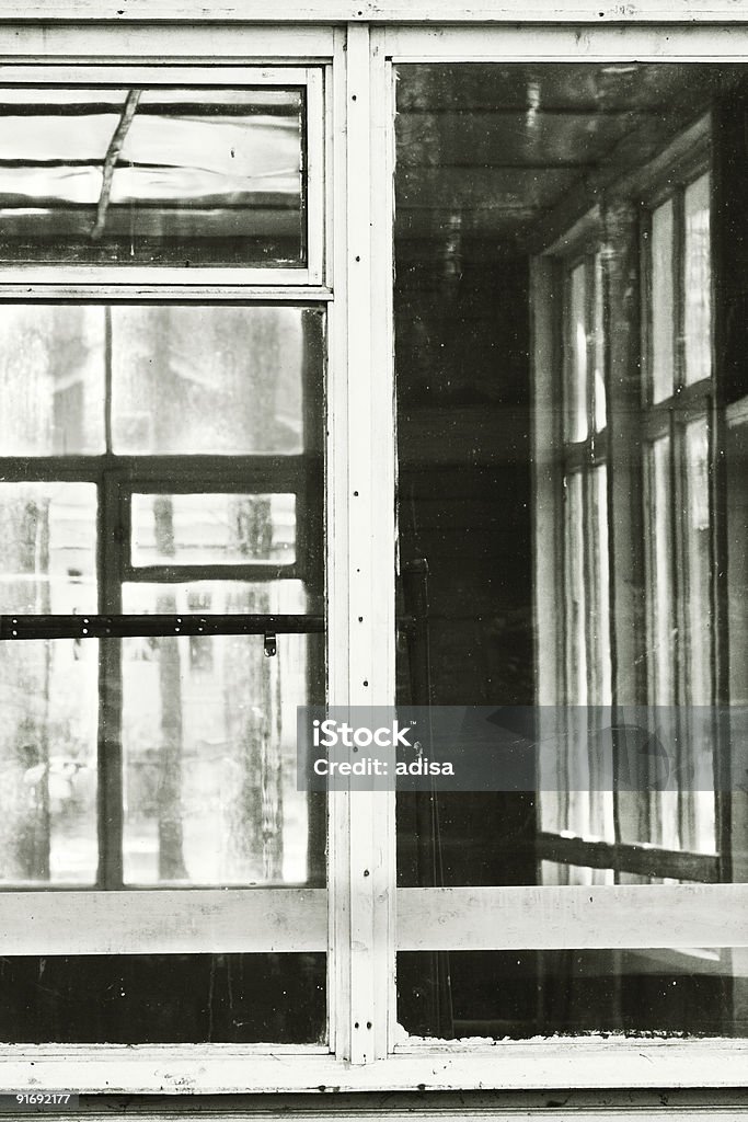 As janelas - Foto de stock de Abandonado royalty-free