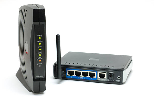 router módem de cable y - computer cable nobody rj45 network connection plug fotografías e imágenes de stock