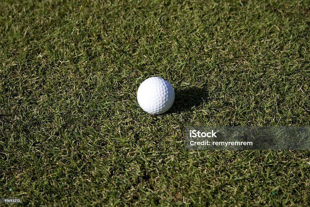 Balle de Golf Shadow droite - Photo de Balle de golf libre de droits