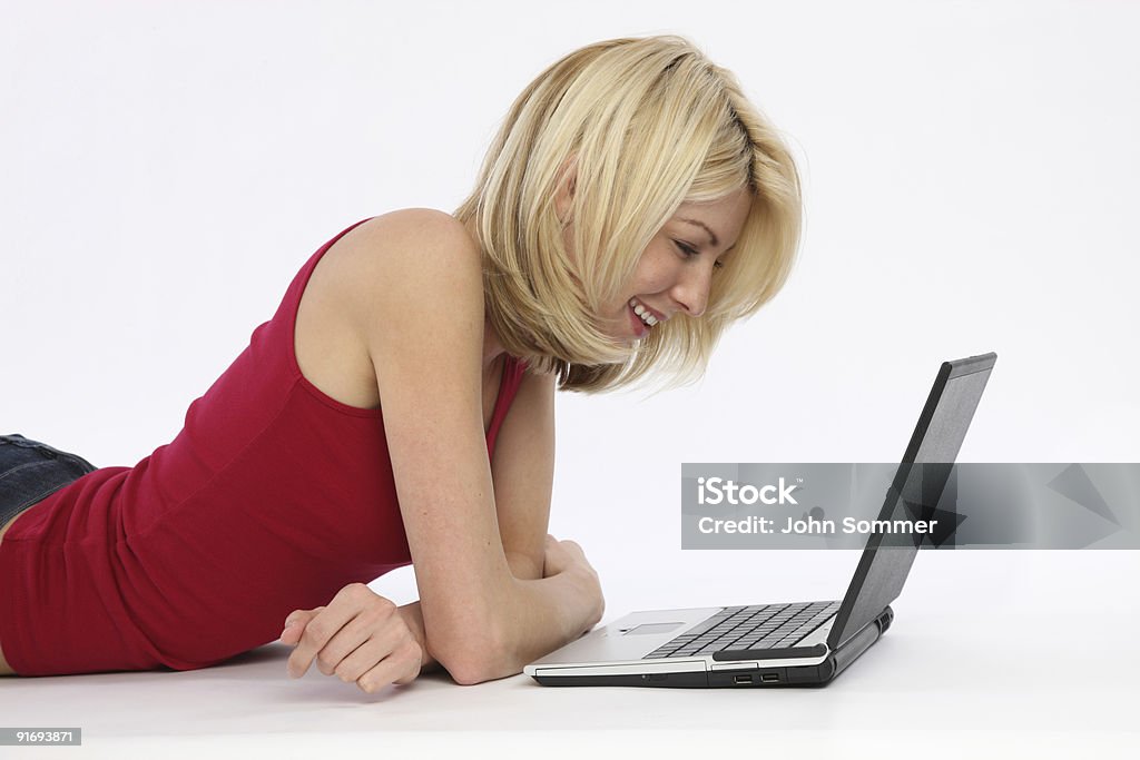 Mulher com PC - Foto de stock de 20 Anos royalty-free