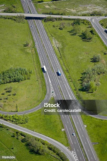 공중 뷰 프랑스 수탁인이 고속도로 프랑스에 대한 스톡 사진 및 기타 이미지 - 프랑스, 다중차선 고속도로, 시골 도로