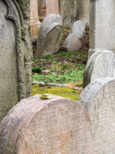 istock Old Jewish Cemetery from 1787, Prague 916945566