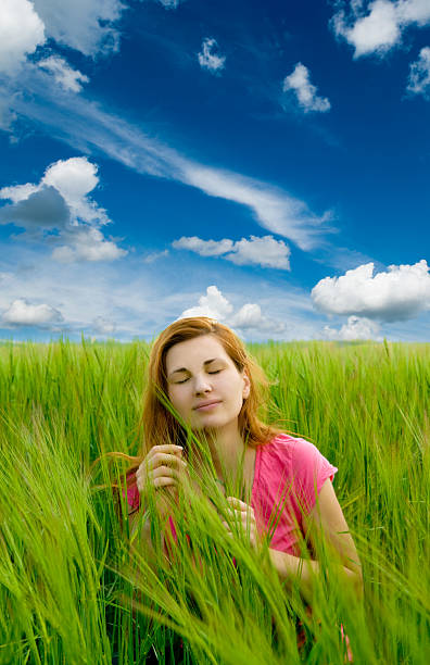 istock girl in  Field 91696653