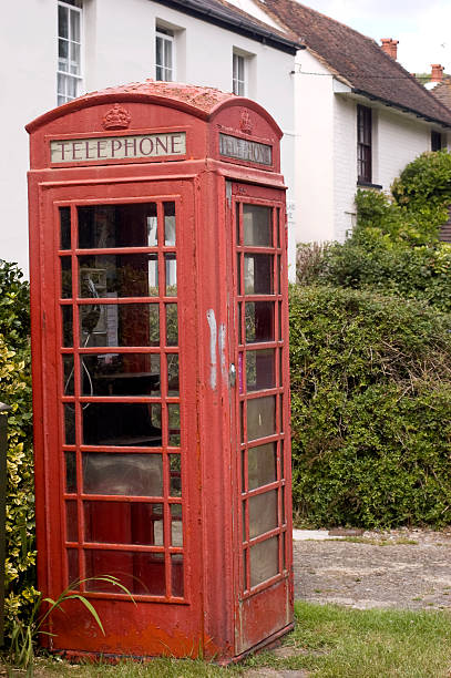 istock English Red telephone booth 91698032