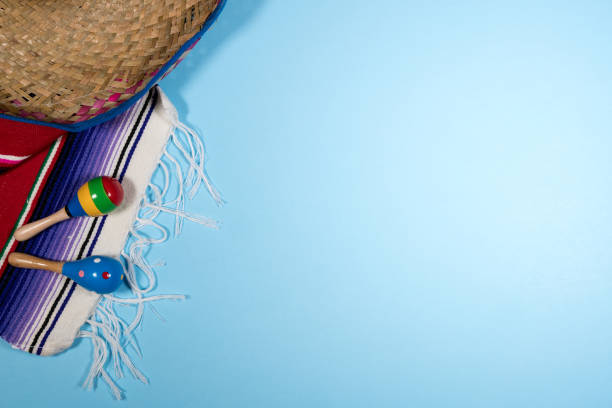 istock Cinco de Mayo festival background on blue 917004264