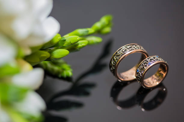istock Two wedding rings in infinity sign. Love concept. 917030958