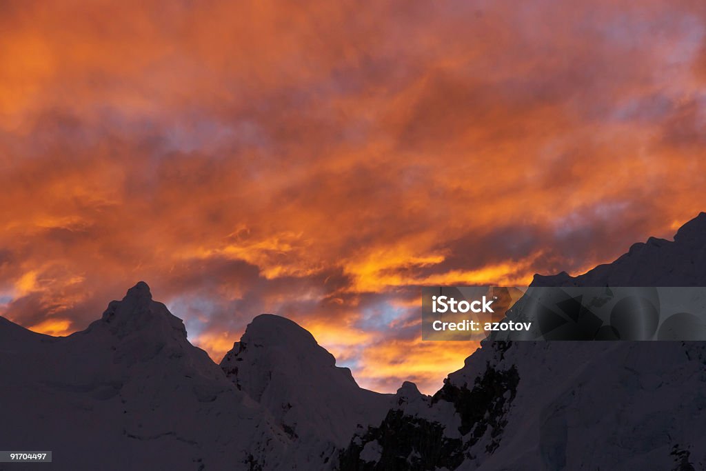 Orange Wolken - Lizenzfrei Abenddämmerung Stock-Foto