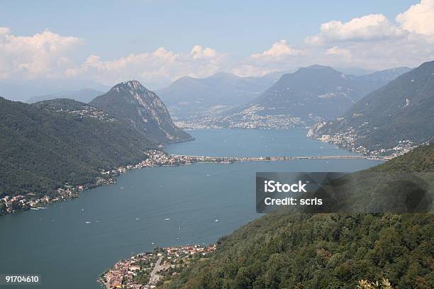 Lago Di Lugano - Fotografie stock e altre immagini di Ambientazione esterna - Ambientazione esterna, Canton Ticino, Composizione orizzontale