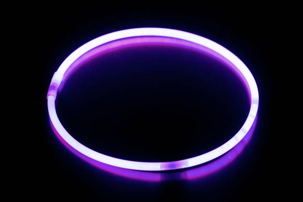 istock Round violet glow stick bracelet 917063766