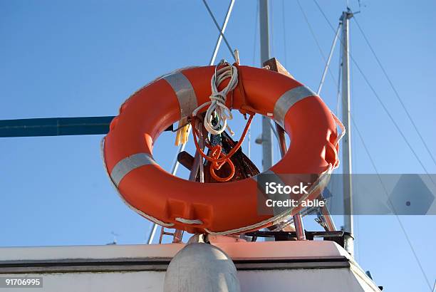 Anello Di Gomma Ii - Fotografie stock e altre immagini di Accudire - Accudire, Acqua, Andare in barca a vela