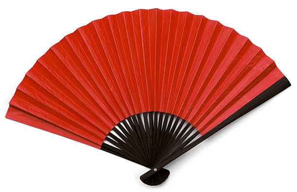 ventilateur asiatique avec du bois noir et rouge isolé sur blanc - isolated on red photos et images de collection