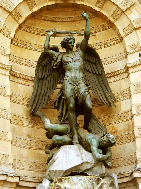 istock Statue of Saint Miche, closeup- Paris 917072514