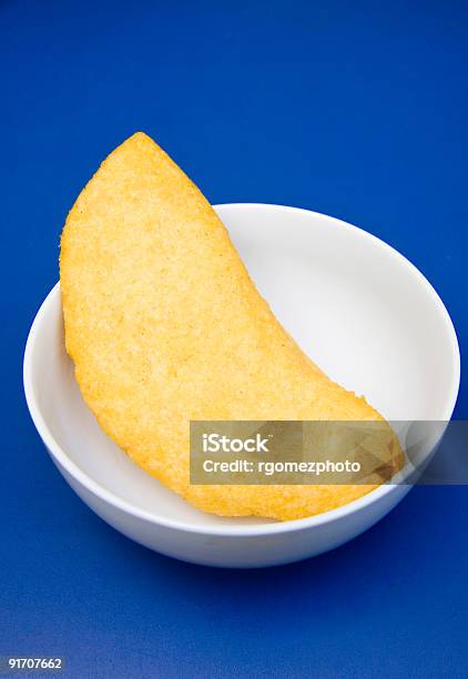 Photo libre de droit de Empanada banque d'images et plus d'images libres de droit de Empanada au fromage - Empanada au fromage, Aliment, Aliment frit