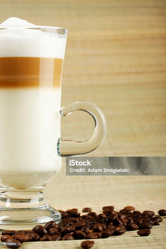 Cafe latte - Foto stock royalty-free di Assaggiare