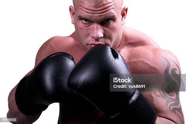 Foto de Retrato Muscular Pugilista e mais fotos de stock de Adulto - Adulto, Boxe - Esporte, Boxe Tailandês
