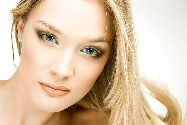 istock Beautiful woman 91711185