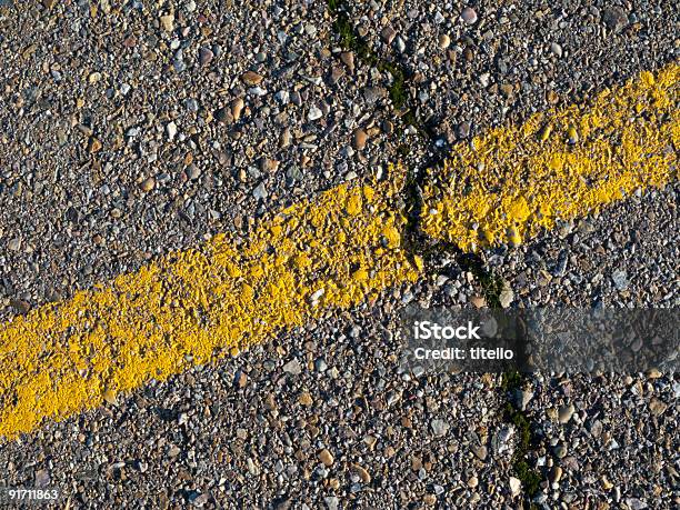 Fondo De Cemento Foto de stock y más banco de imágenes de Abstracto - Abstracto, Aire libre, Amarillo - Color