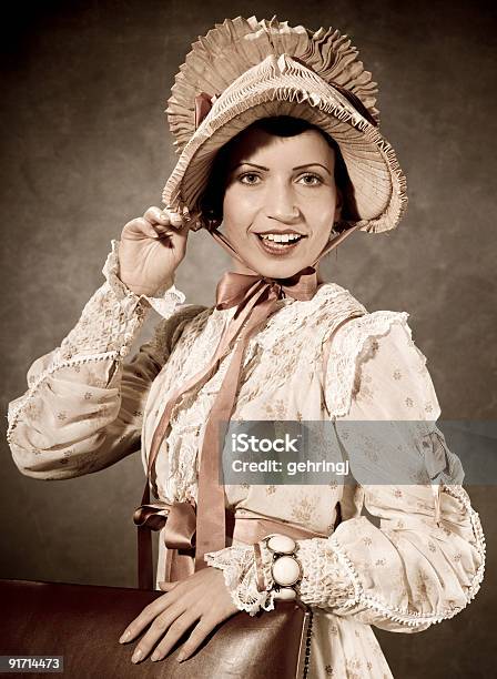 Foto de Retrato De Uma Mulher Jovem e mais fotos de stock de 1920-1929 - 1920-1929, 20 Anos, 25-30 Anos