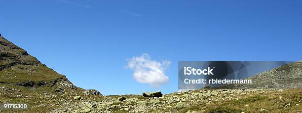 Panorama W Julier Pass W Szwajcarii - zdjęcia stockowe i więcej obrazów Alpy - Alpy, Alpy Szwajcarskie, Bez ludzi