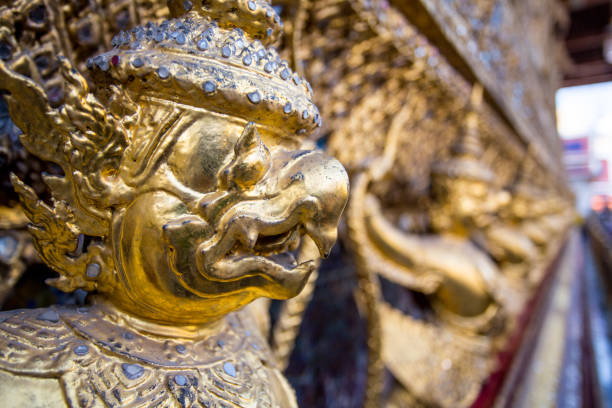 istock Guardian Demon at Wat Arun 917174266