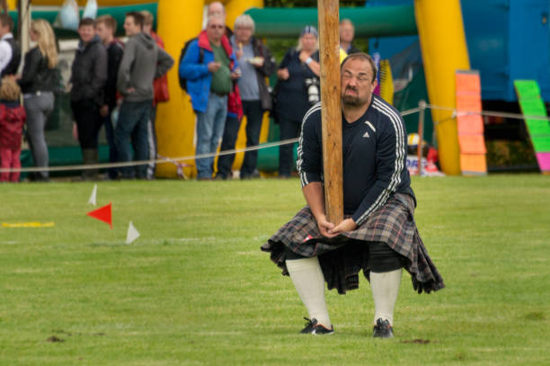 highland games, assynt, schottland - loch assynt stock-fotos und bilder