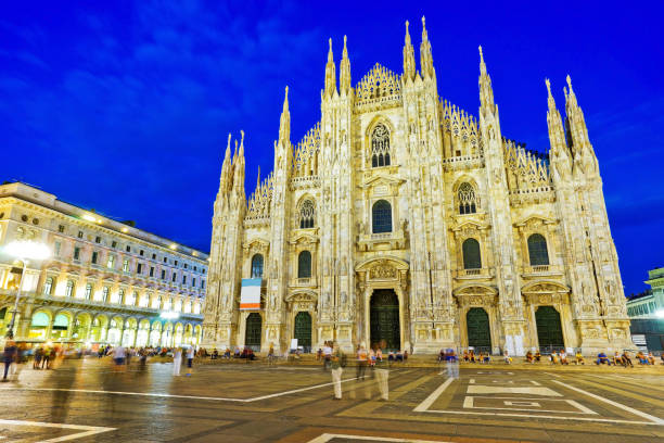 istock Milan Cathedral and Cathedral Square at night in Milan. 917185880