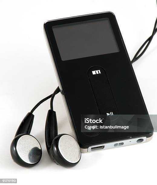 Lettore Mp3 - Fotografie stock e altre immagini di Lettore MP3 - Lettore MP3, Scontornabile, Giocare