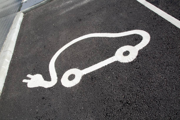 istock Electric Car Recharging Point 917196030