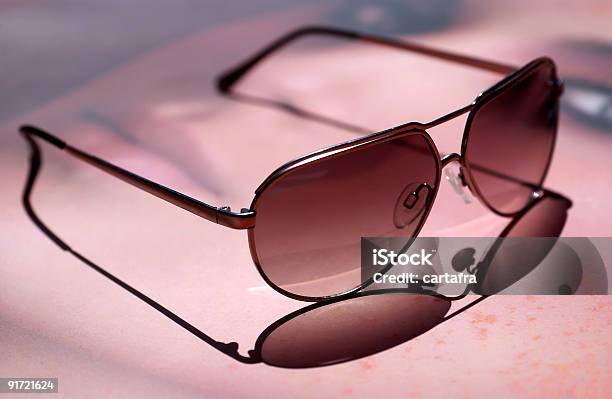 Foto de Sunglasses2 e mais fotos de stock de Acessório - Acessório, Adulto, Azul