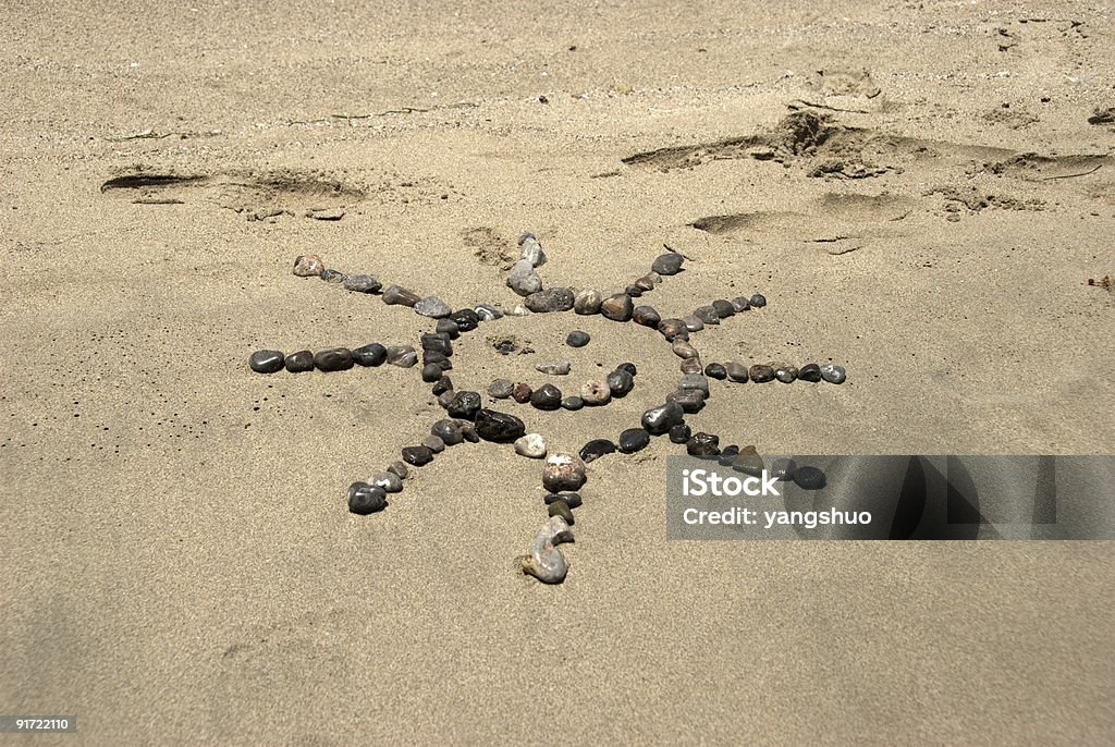 Pierres sur la plage au soleil - Photo de Activité de loisirs libre de droits