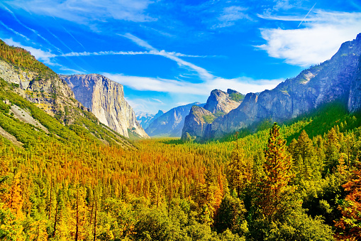 Tunnel View in Yosemite National Park in autumn.