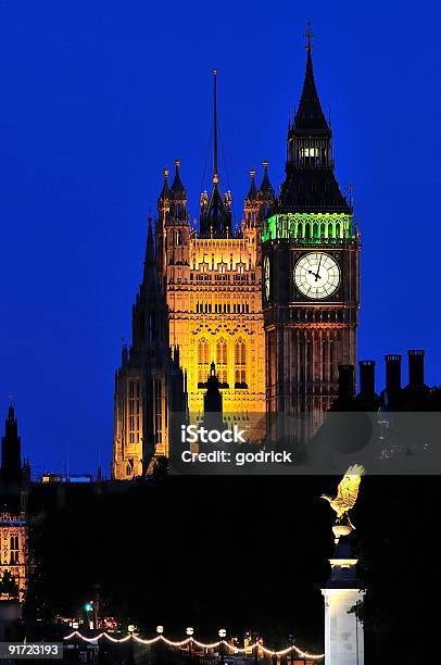 Big Ben Por La Noche Foto de stock y más banco de imágenes de Aire libre - Aire libre, Arquitectura, Arquitectura exterior