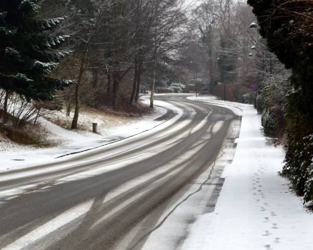 istock Street covered with snow 917267038