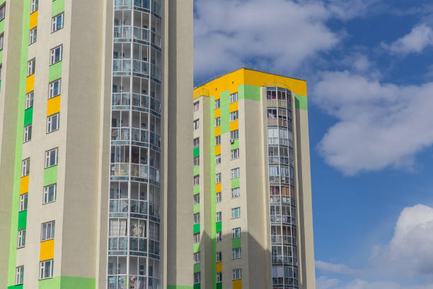 istock Lots windows of modern apartment skyscraper house 917279500