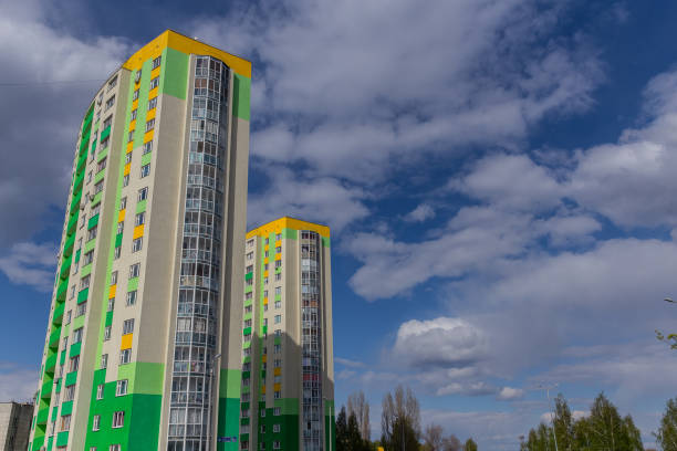 istock Lots windows of modern apartment skyscraper house 917279600
