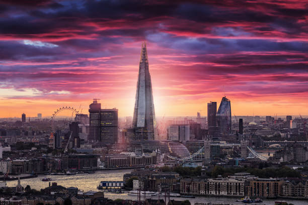 istock The skyline of London during an intense sunset 917303922