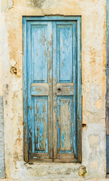 istock Vintage blue wooden door 917383674