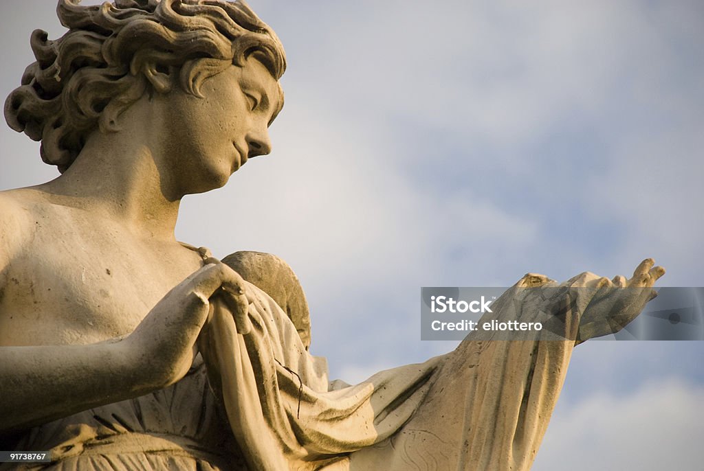Ángel con velo - Foto de stock de Antigualla libre de derechos