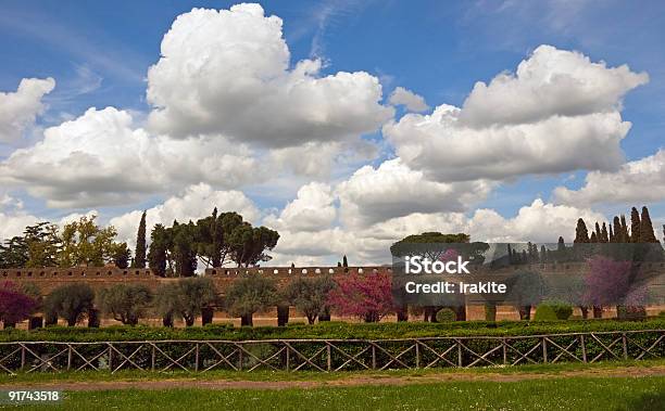 Villa Adriana Tivoli Lazio Italia - Fotografie stock e altre immagini di Albero - Albero, Antica Roma, Cespuglio