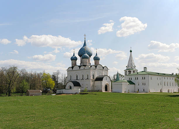 istock The Kremlin, Suzdal. Golden Ring, Russia 91745423