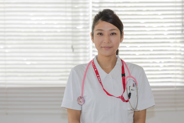 istock A nurse working in a hospital 917502666