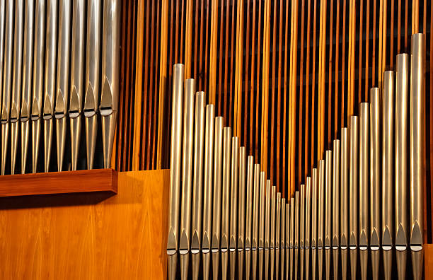 церковь орган труб - оркестровые колокола стоковые фото и изображения