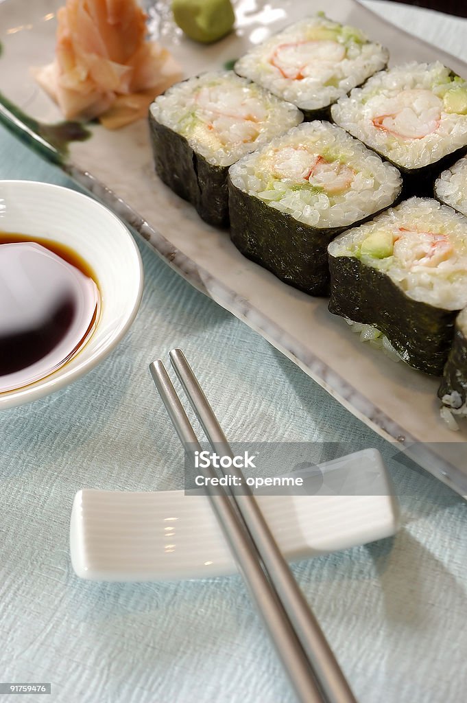 Um prato de sushi - Foto de stock de Almoço royalty-free