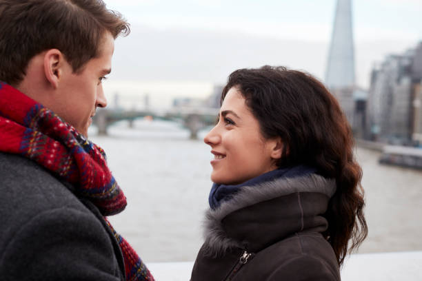 istock Young Tourist Couple Visiting London In Winter 917618682