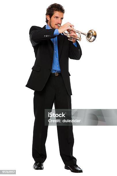 Trumpet - zdjęcia stockowe i więcej obrazów Dorosły - Dorosły, Fotografika, Gra na instrumencie szarpanym
